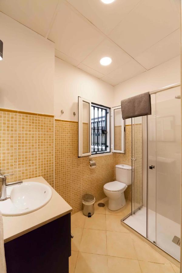 Sf - Shiny Apartment In City Centre เซบีญา ภายนอก รูปภาพ